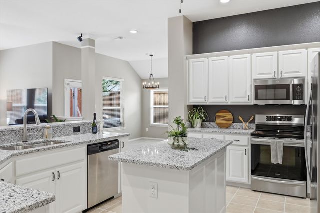 4201 Little Bend Court, Fort Worth, TX 76244