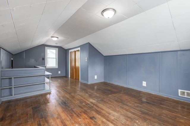 20267 Ashton Avenue, Detroit, MI 48219