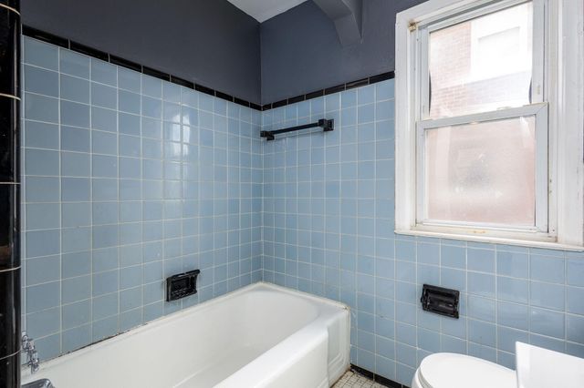 20267 Ashton Avenue, Detroit, MI 48219