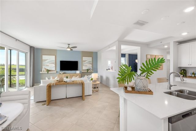 20550 Hazelnut CT S 1811, Lehigh Acres, FL 33936