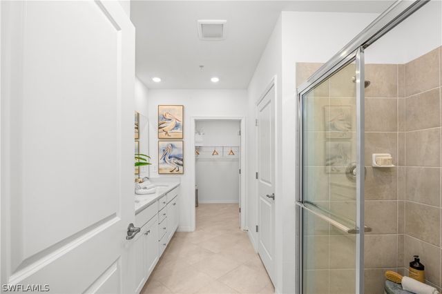 20550 Hazelnut CT S 1811, Lehigh Acres, FL 33936