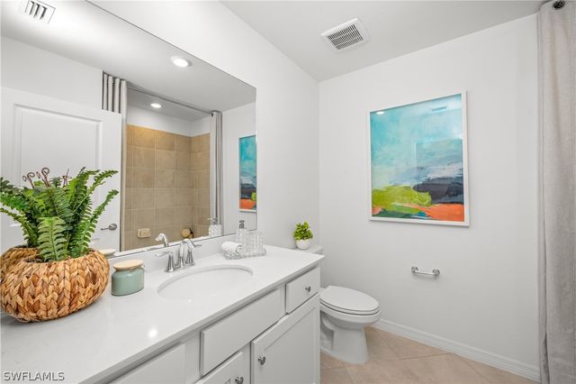 20550 Hazelnut CT S 1811, Lehigh Acres, FL 33936