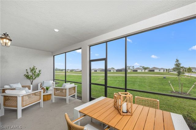 20550 Hazelnut CT S 1811, Lehigh Acres, FL 33936