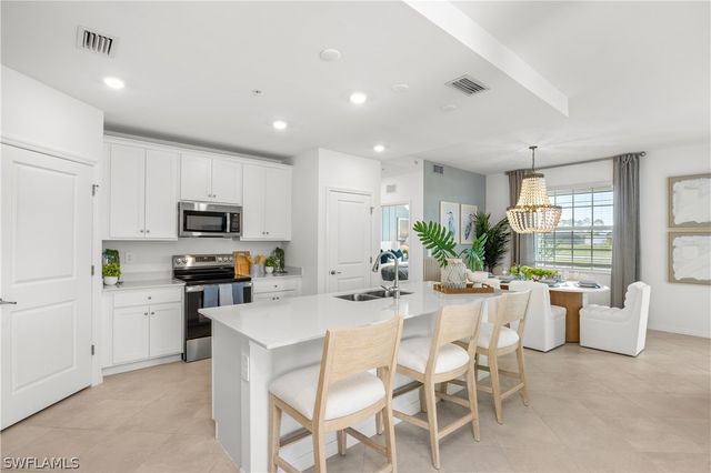 20550 Hazelnut CT S 1811, Lehigh Acres, FL 33936