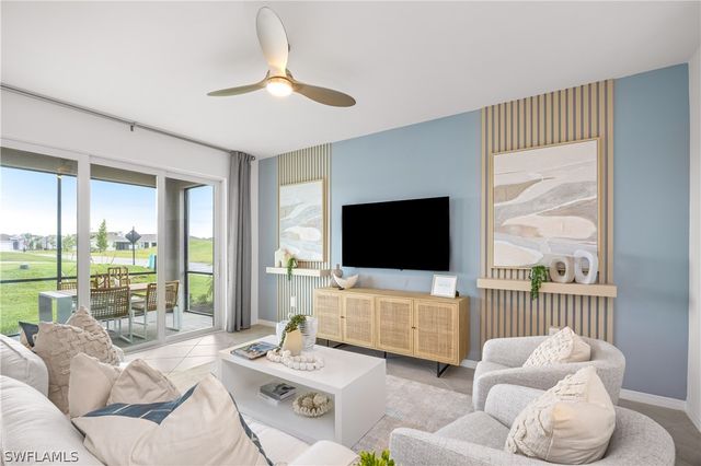 20550 Hazelnut CT S 1811, Lehigh Acres, FL 33936