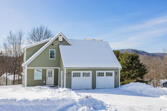 38 Ozzy Lane, Hartford, VT 05001