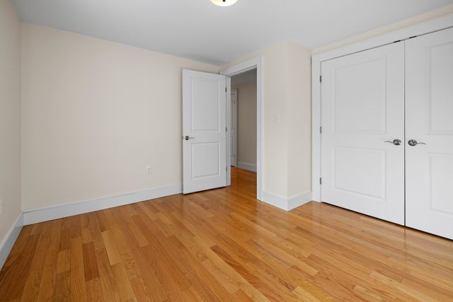 38 Ozzy Lane, Hartford, VT 05001