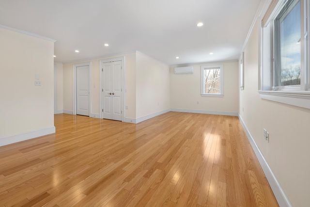 38 Ozzy Lane, Hartford, VT 05001