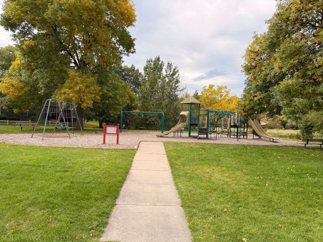 19015 31st Avenue N, Plymouth, MN 55447