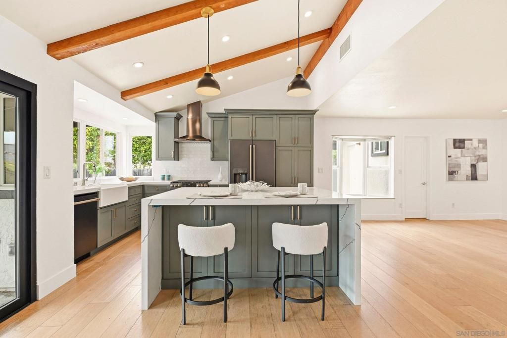 Image 11 of property listing at 802 Santa Hidalga, Solana Beach, CA 92075