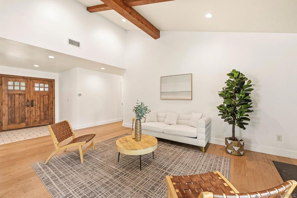 Image 13 of property listing at 802 Santa Hidalga, Solana Beach, CA 92075