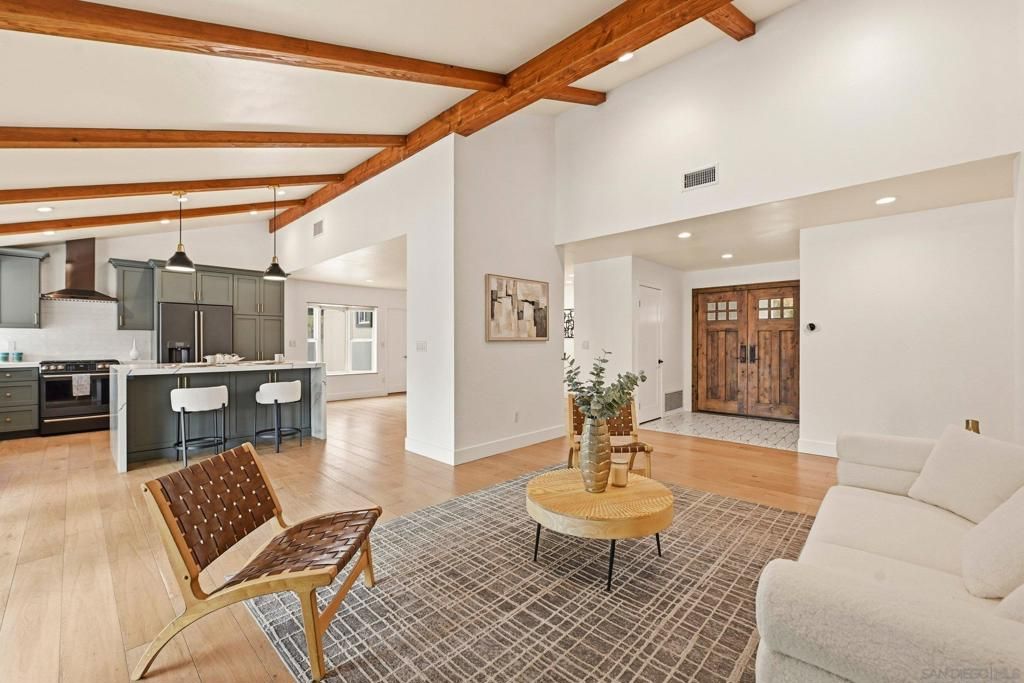 Image 6 of property listing at 802 Santa Hidalga, Solana Beach, CA 92075