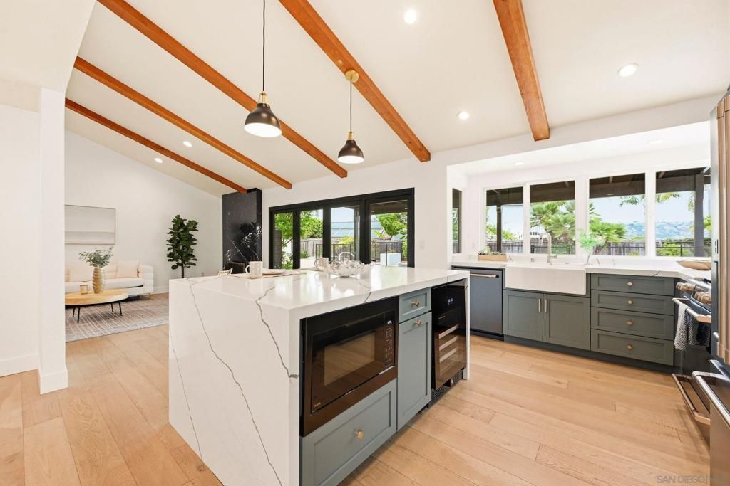 Image 9 of property listing at 802 Santa Hidalga, Solana Beach, CA 92075