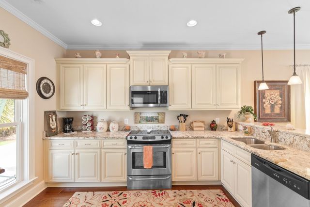 1605 N Dogwood Dr., Surfside Beach, SC 29575