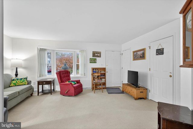 213 E 6TH ST, Lititz, PA 17543