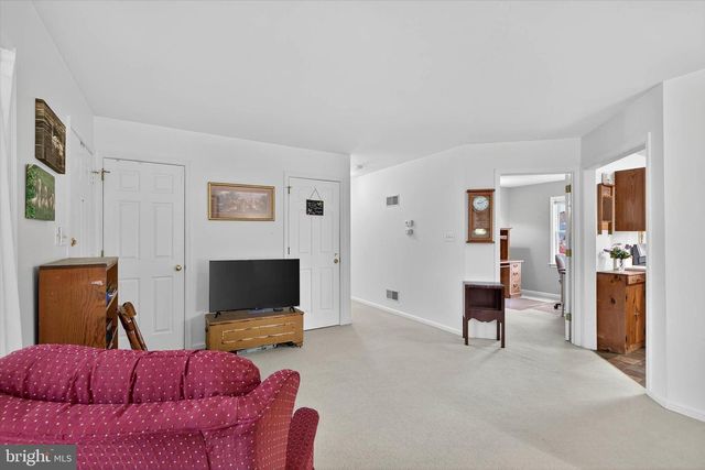 213 E 6TH ST, Lititz, PA 17543