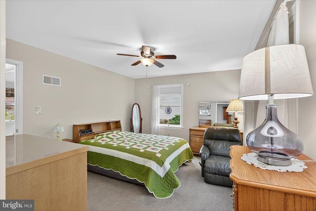 213 E 6TH ST, Lititz, PA 17543