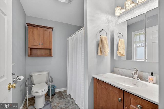 213 E 6TH ST, Lititz, PA 17543