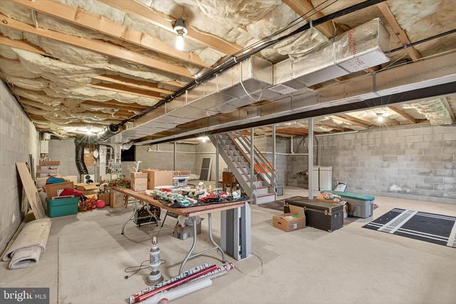 213 E 6TH ST, Lititz, PA 17543