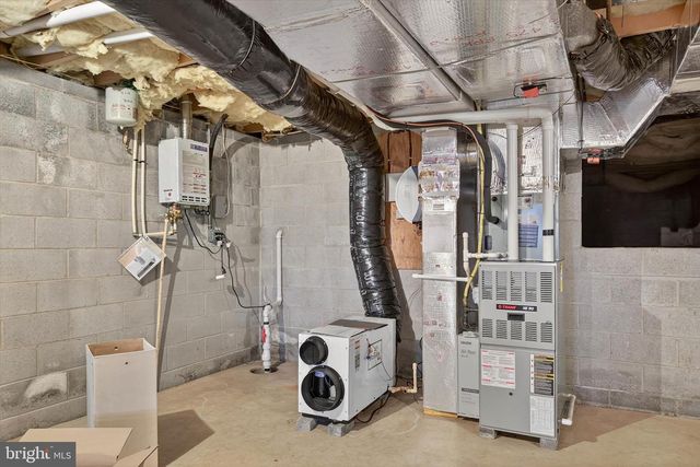 213 E 6TH ST, Lititz, PA 17543