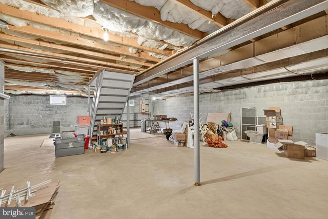 213 E 6TH ST, Lititz, PA 17543