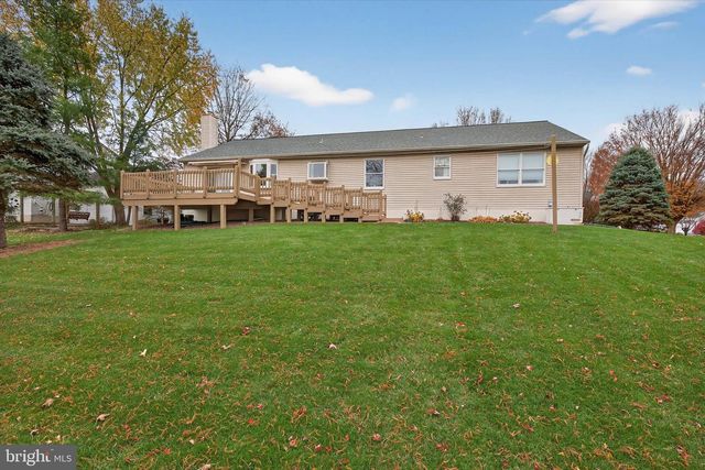 213 E 6TH ST, Lititz, PA 17543