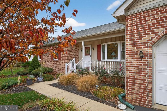 213 E 6TH ST, Lititz, PA 17543