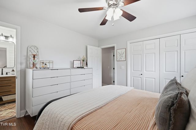 326 Oak Haven Drive, Kingsport, TN 37664