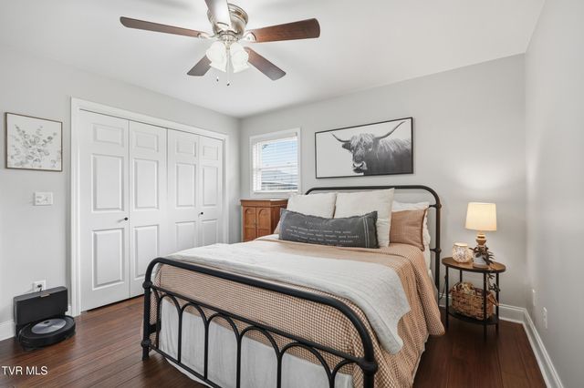 326 Oak Haven Drive, Kingsport, TN 37664