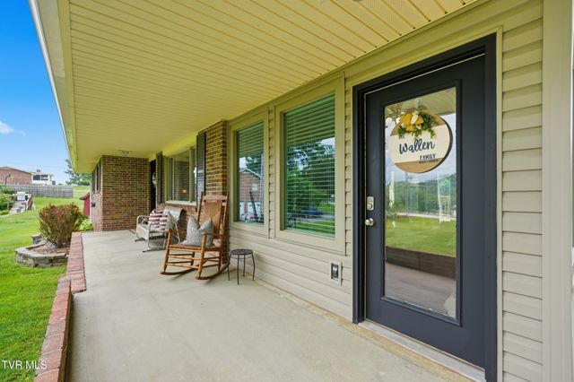 326 Oak Haven Drive, Kingsport, TN 37664