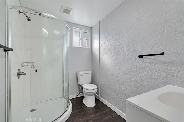 70 W Claremont St, Pasadena, CA 91103