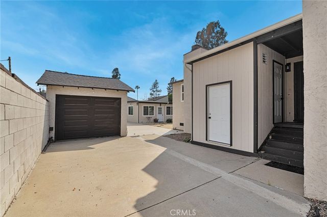 70 W Claremont St, Pasadena, CA 91103