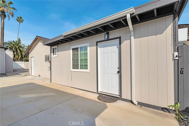70 W Claremont St, Pasadena, CA 91103