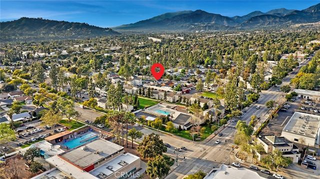 70 W Claremont St, Pasadena, CA 91103