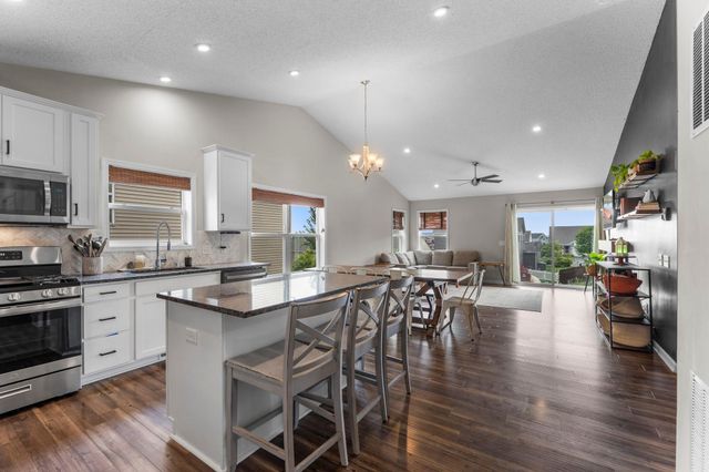 13835 Adelle Avenue, Rosemount, MN 55068
