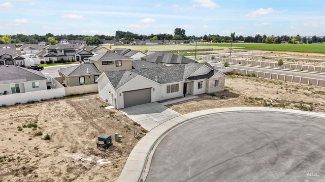 581 Gemini Ct, Twin Falls, ID 83301