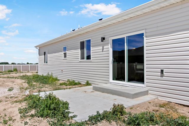 581 Gemini Ct, Twin Falls, ID 83301