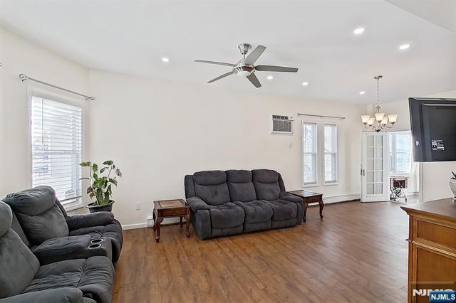 17 Franklin Place, Kearny, NJ 07032