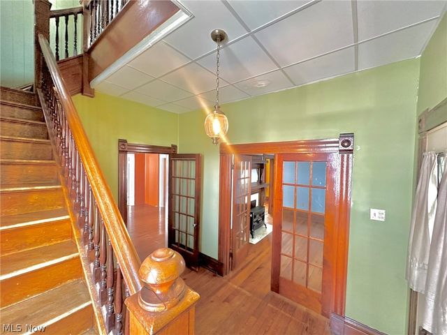 427 Columbia Avenue, Williamstown, WV 26187