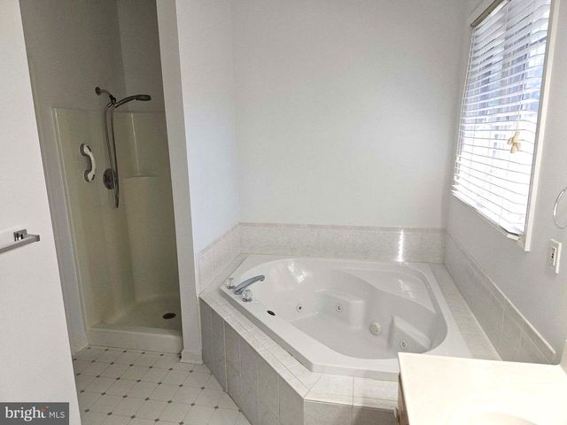 400 PARKWOOD DR, Salisbury, MD 21804