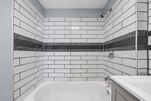 171 Oakland Street, Rochester, NY 14620
