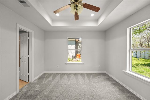 517 S Vaden Street, Sherman, TX 75090