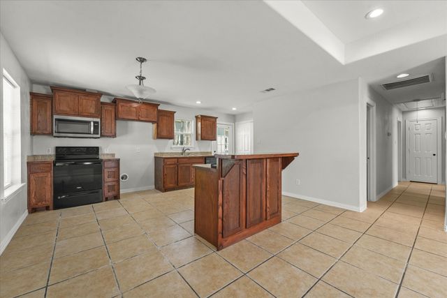 517 S Vaden Street, Sherman, TX 75090