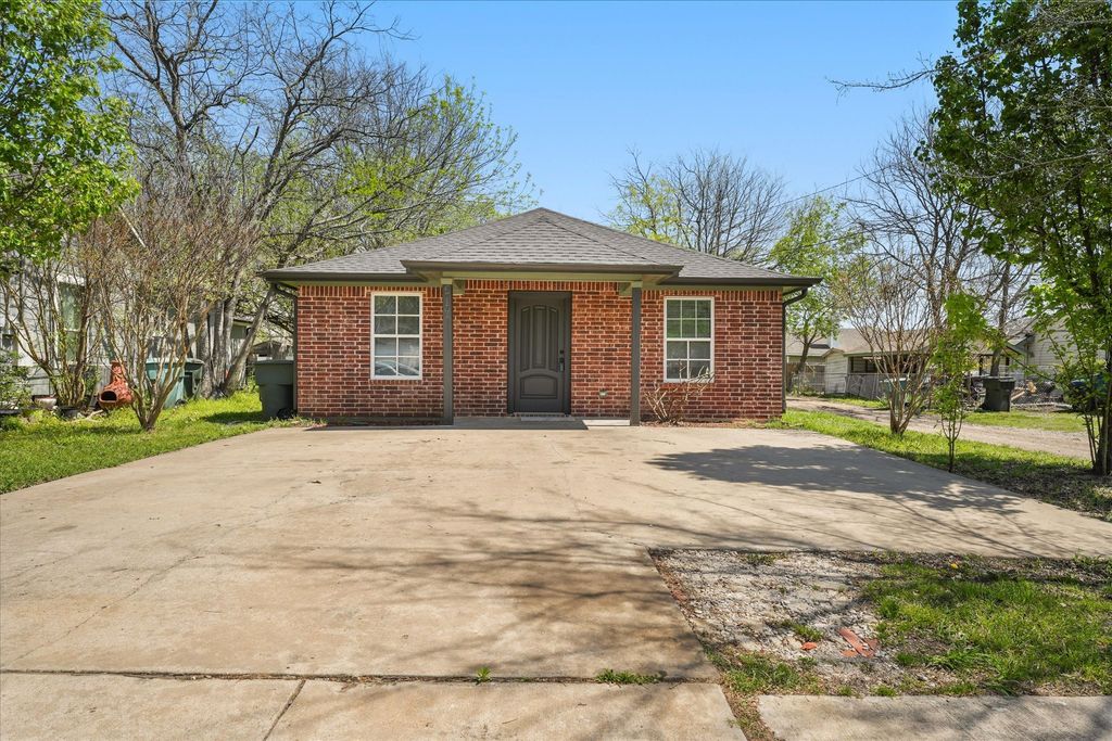 517 S Vaden Street, Sherman, TX 75090