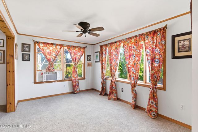 2 Northeast Drive, Manahawkin, NJ 08050