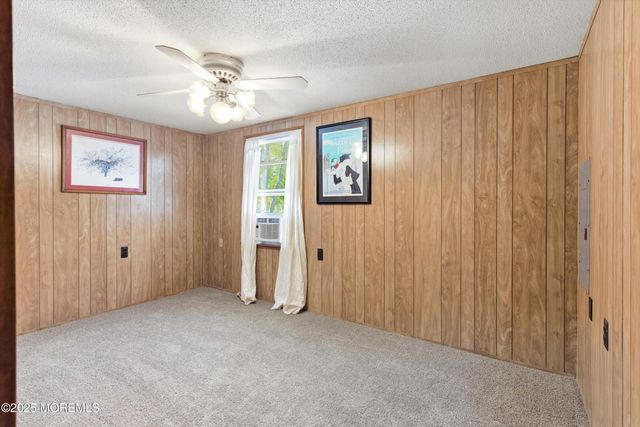 2 Northeast Drive, Manahawkin, NJ 08050