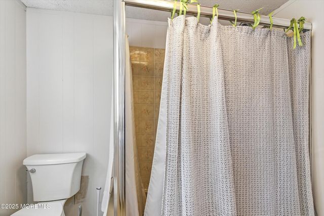 2 Northeast Drive, Manahawkin, NJ 08050