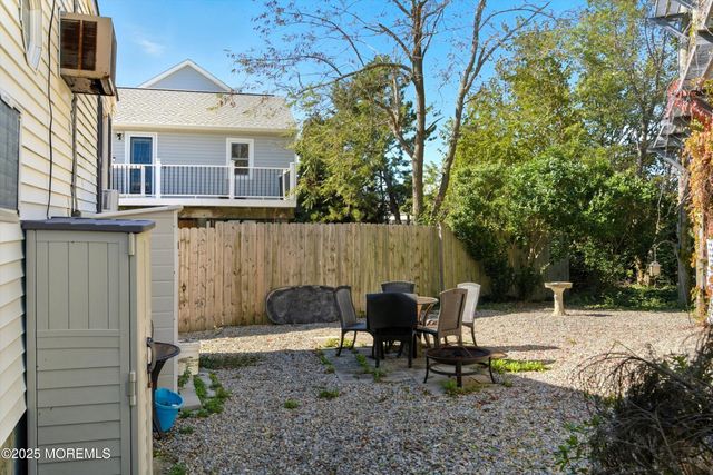 2 Northeast Drive, Manahawkin, NJ 08050