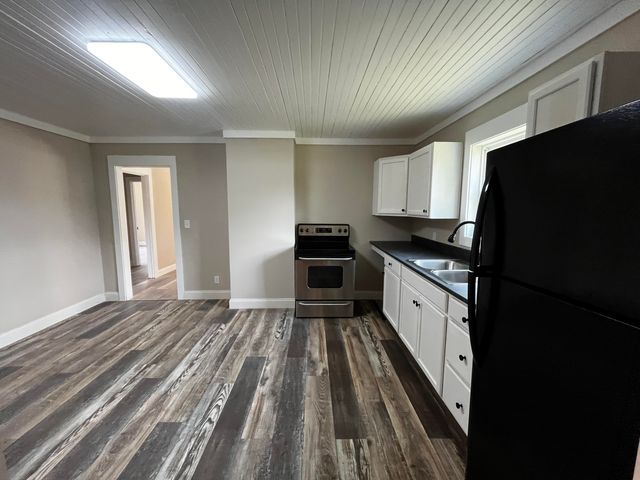 436 Moore Hill Avenue, Corbin, KY 40701