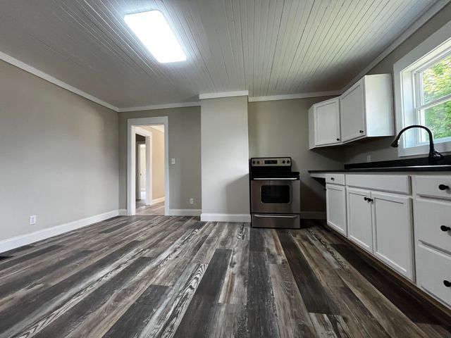 436 Moore Hill Avenue, Corbin, KY 40701